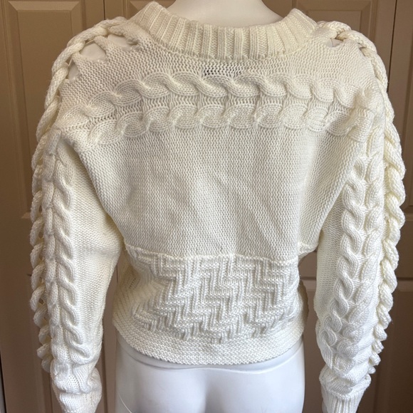 NWOT IVORY ROSE cropped zip up sweater - Picture 6 of 8